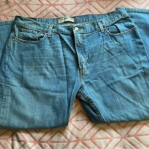 #5 Levi Low Boot Cut jeans